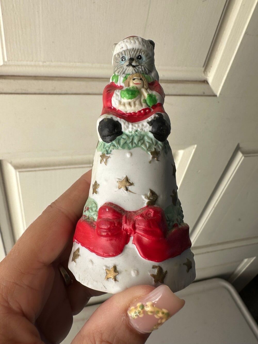 VTG Unbranded Hand Painted Porcelain Santa Cat Lovers Christmas Bell Figurine